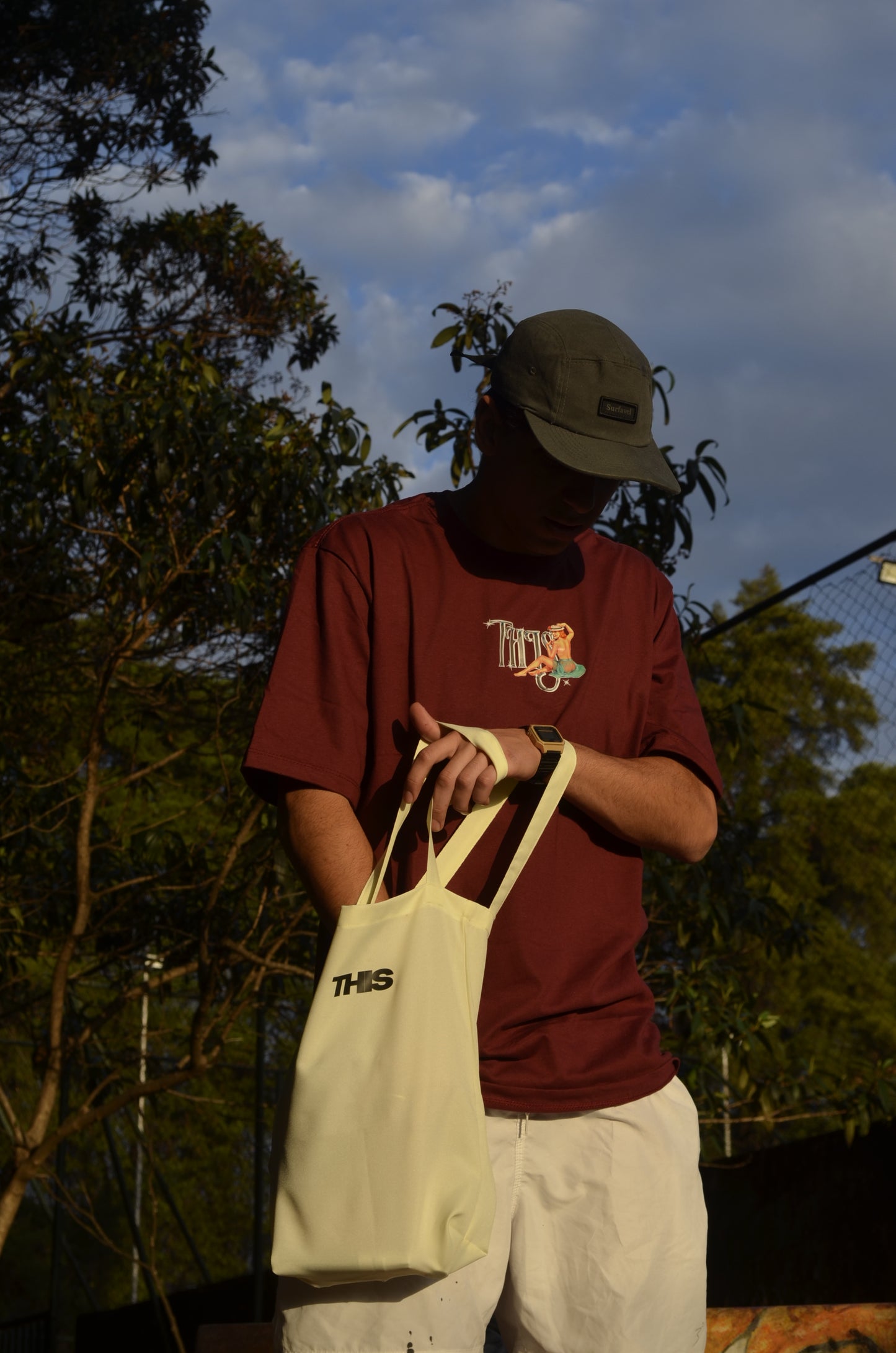 Camiseta Streetwear This.company Sexy Chrome Vinho