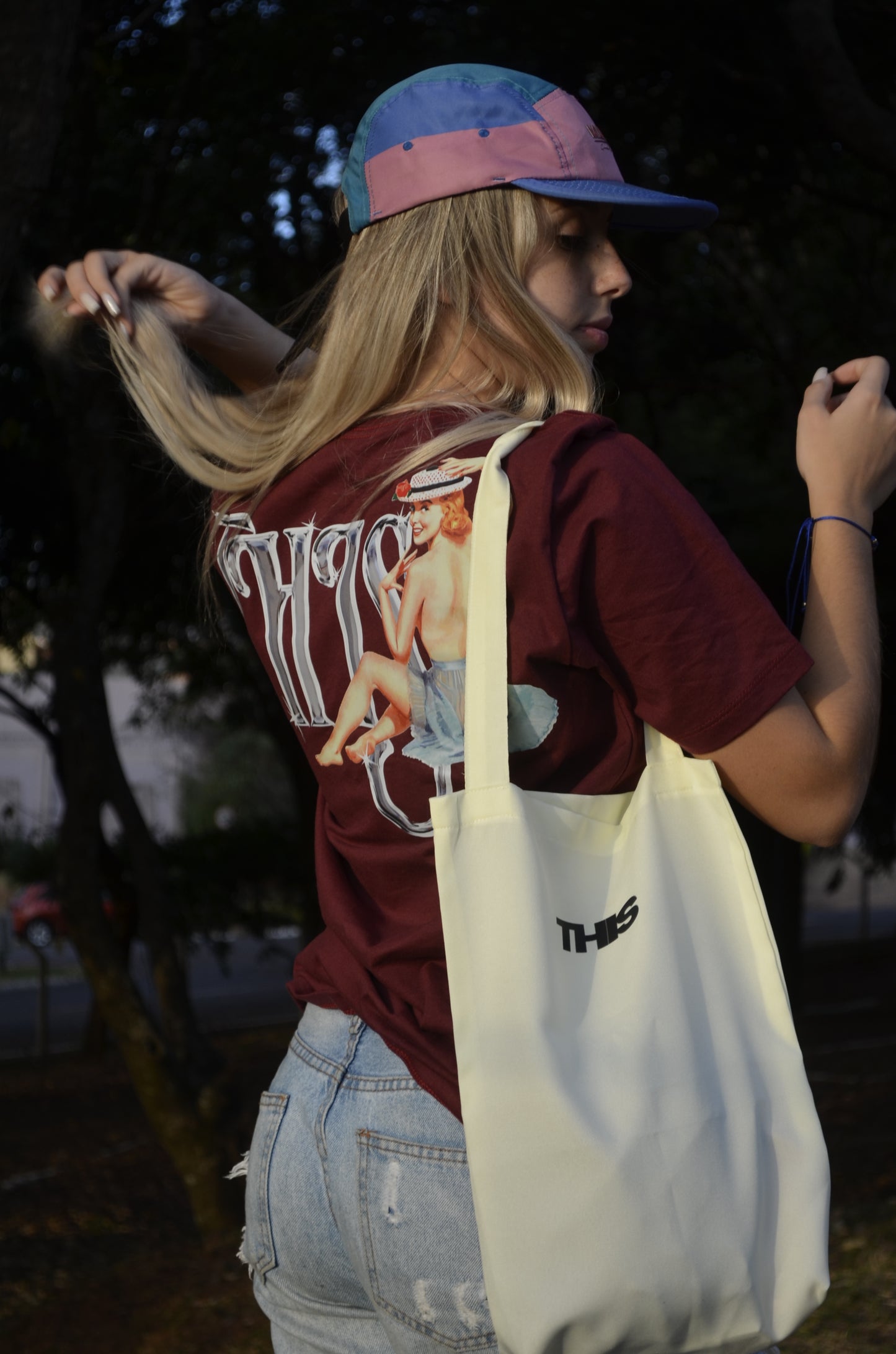 Camiseta Streetwear This.company Sexy Chrome Vinho