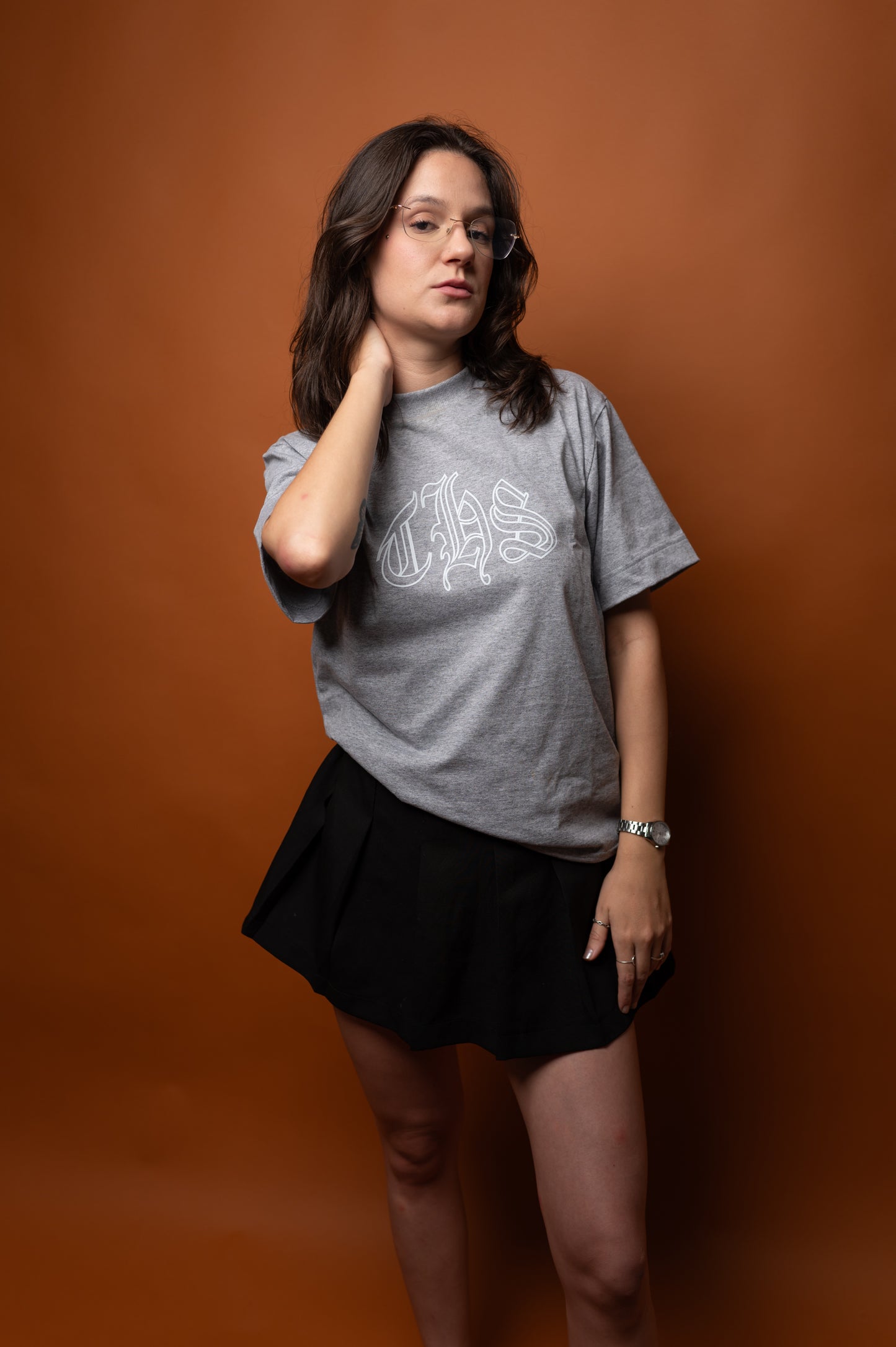 Camiseta básica THS. streetwear gray