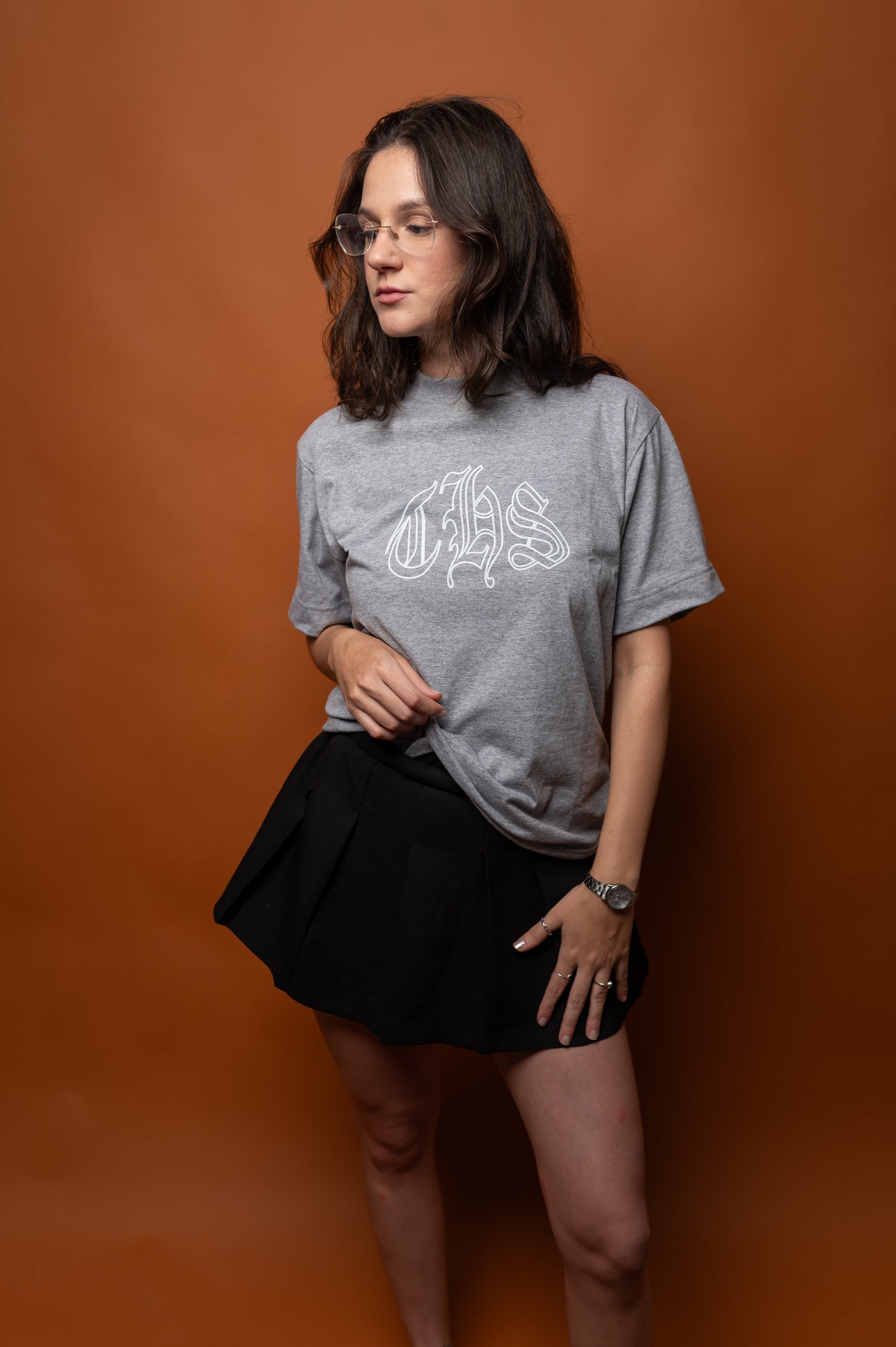 Camiseta básica THS. streetwear gray