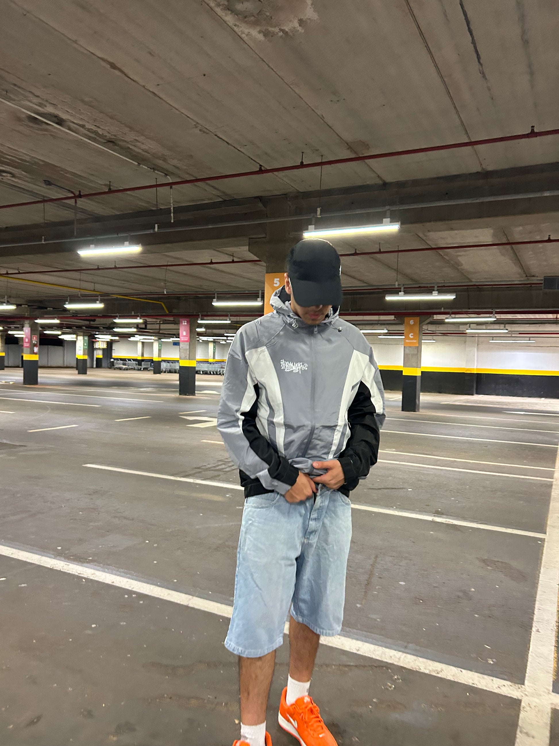 JAQUETA THIS BLACK GRAY