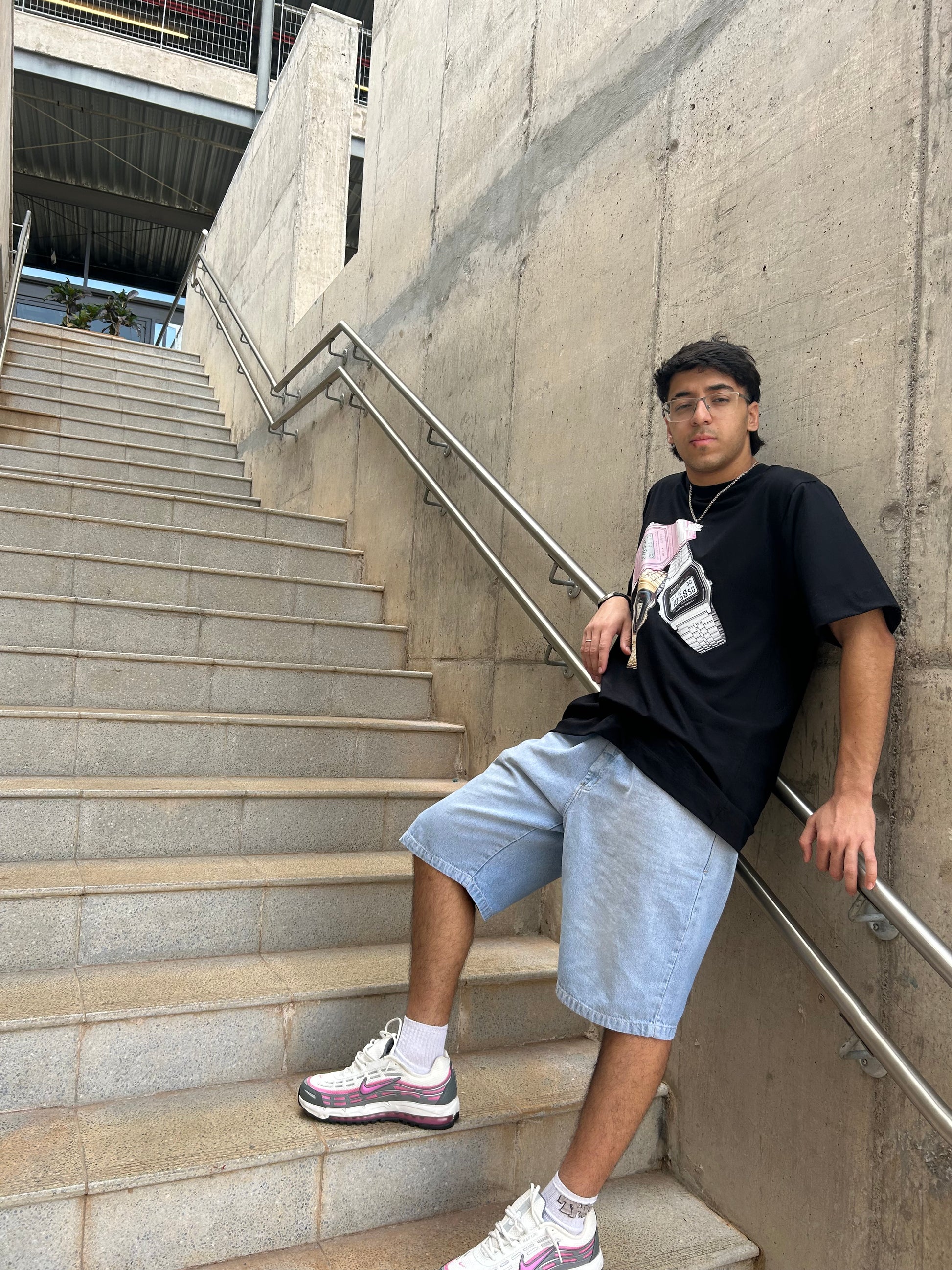 CAMISETA "TEMPO" PRETA STREET